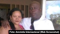 El sacerdote yoruba Loreto Hernández García y su esposa, Donaida Pérez Paseiro. (Foto: Captura de imagen/Amnistía Internacional)